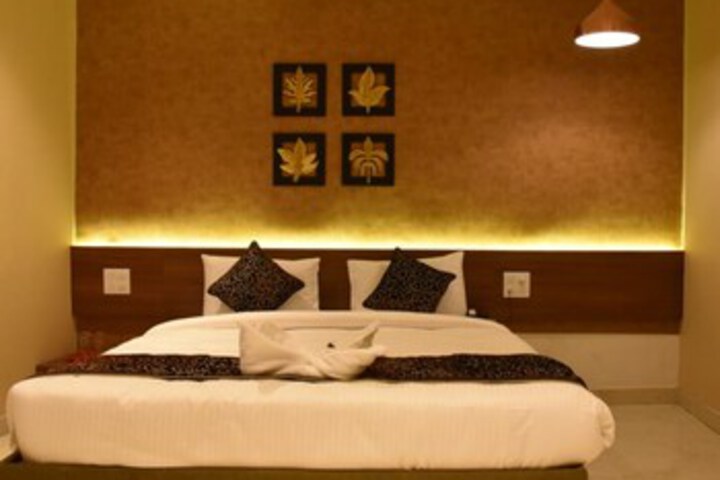 Room 25 of 54