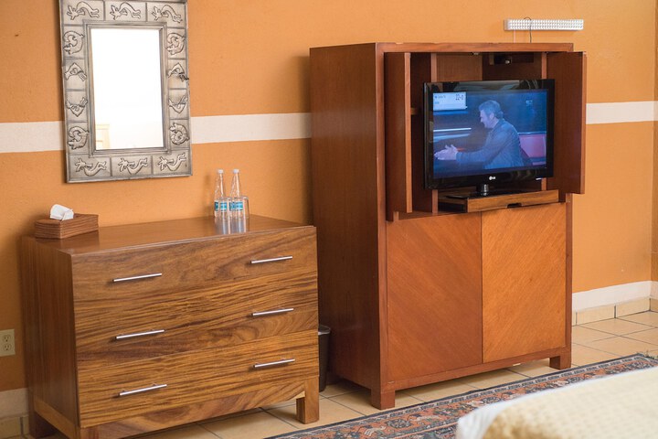 Room 15 of 46