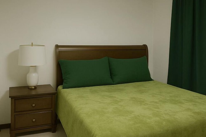Room 7 of 65