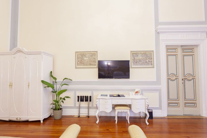 Room 22 of 54