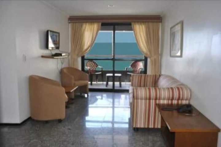 Room 11 of 20