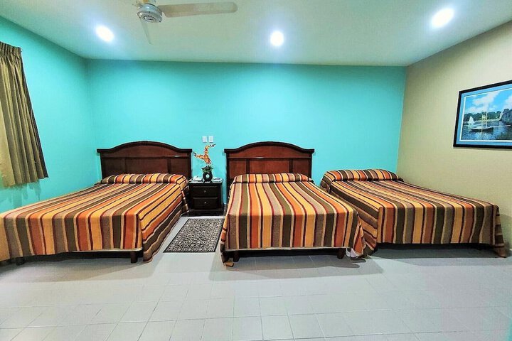 Room 12 of 24