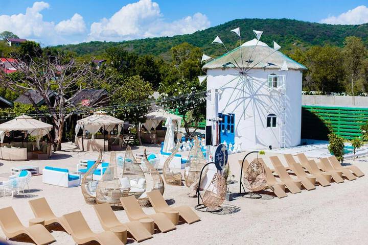 The Beach Calatagan Mediterraneo powered by Cocotel in Calatagan