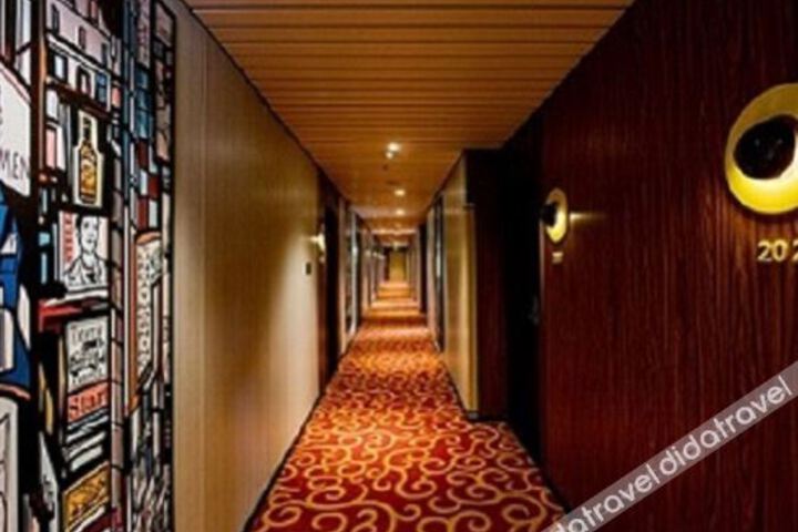 Hotel Interior 5 of 16