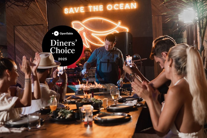 Dining 93 of 110