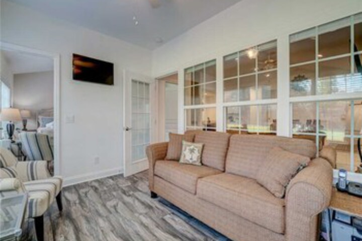 Room 21 of 41