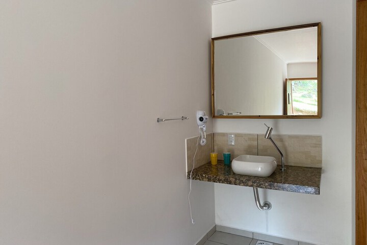 Room 115 of 138