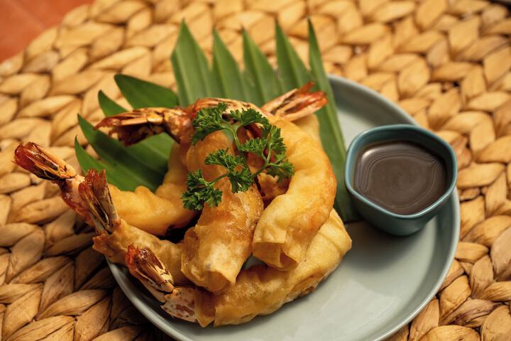 Dining 52 of 74