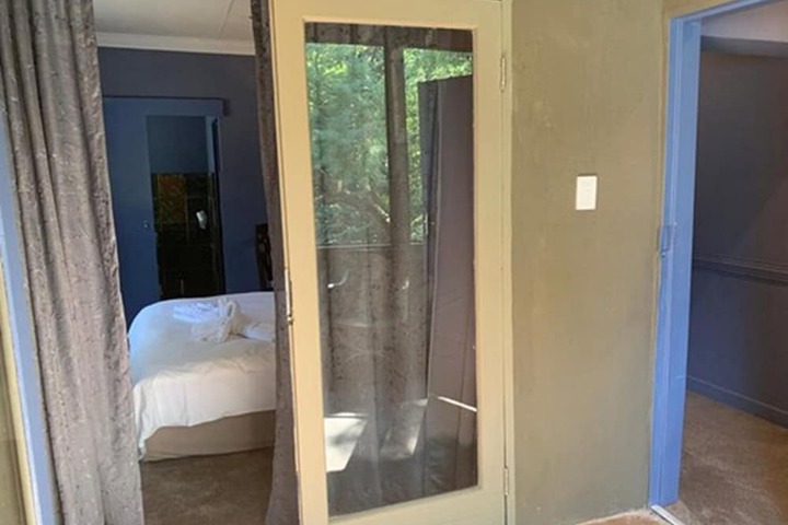 Room 21 of 275