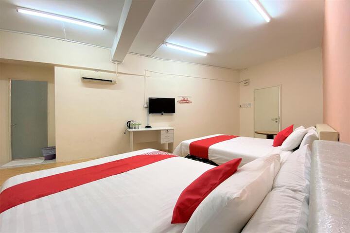 Room 28 of 53
