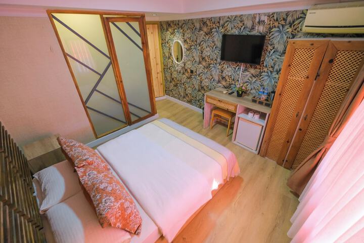 Room 46 of 104