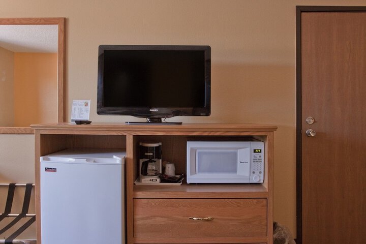 Mini-refrigerator