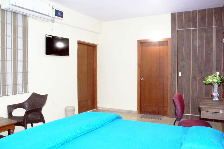 Room 30 of 49