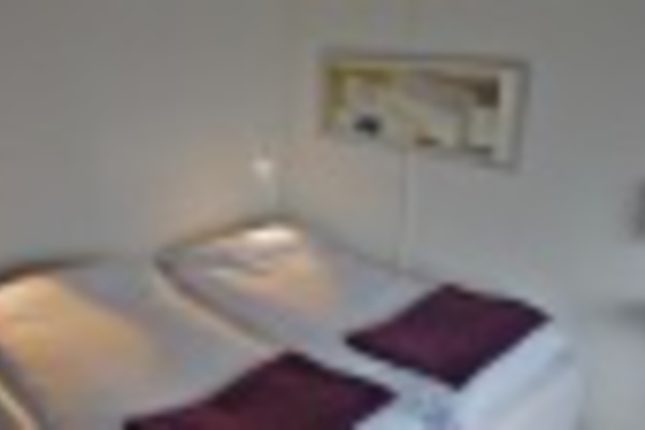 Room 219 of 276