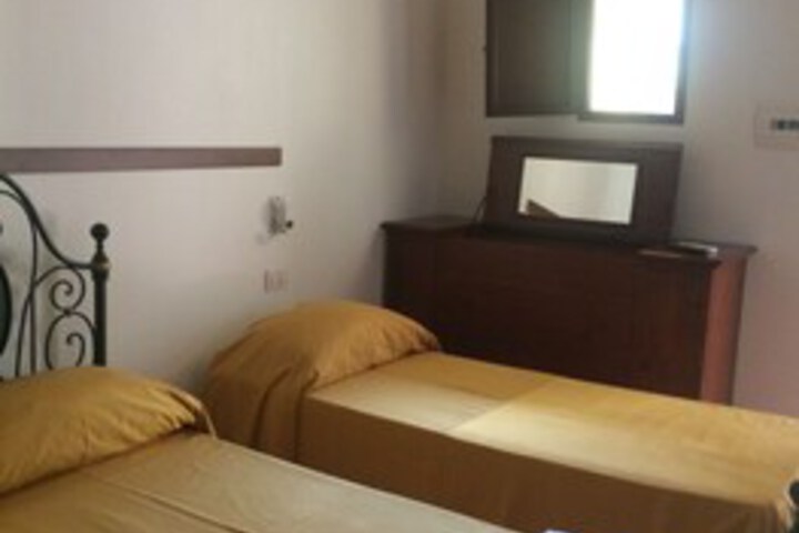 Room 44 of 55