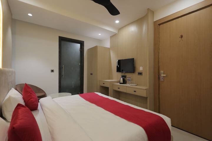 Room 42 of 83