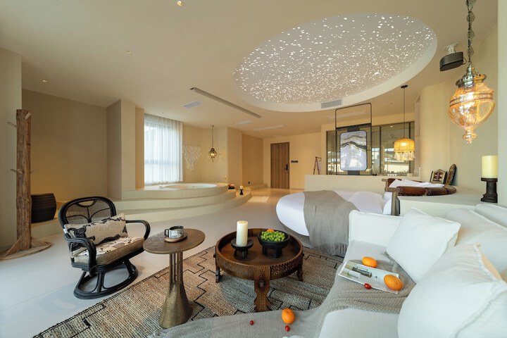 Room 29 of 57