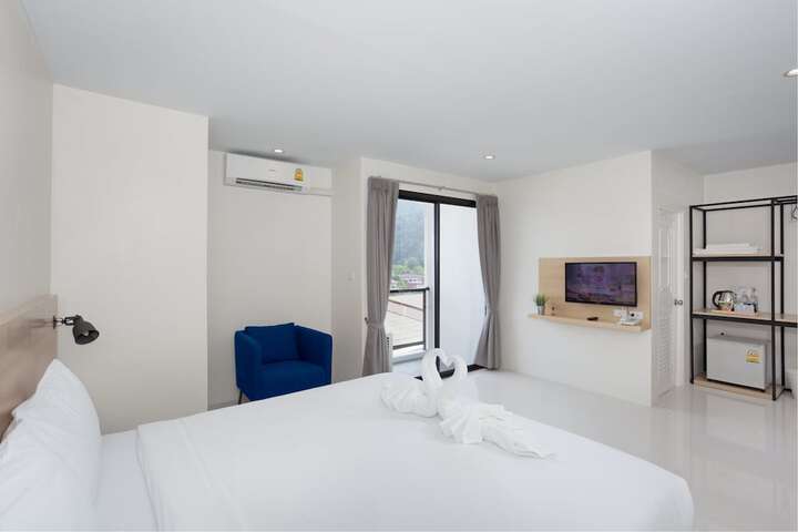 Room 7 of 40