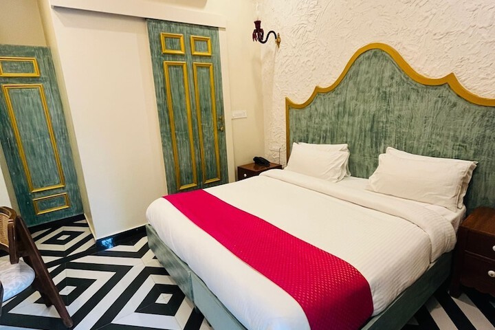 Room 74 of 167