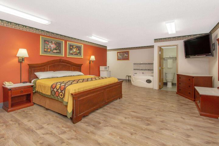 1 King Bed Mobility Accessible (9 of 14)