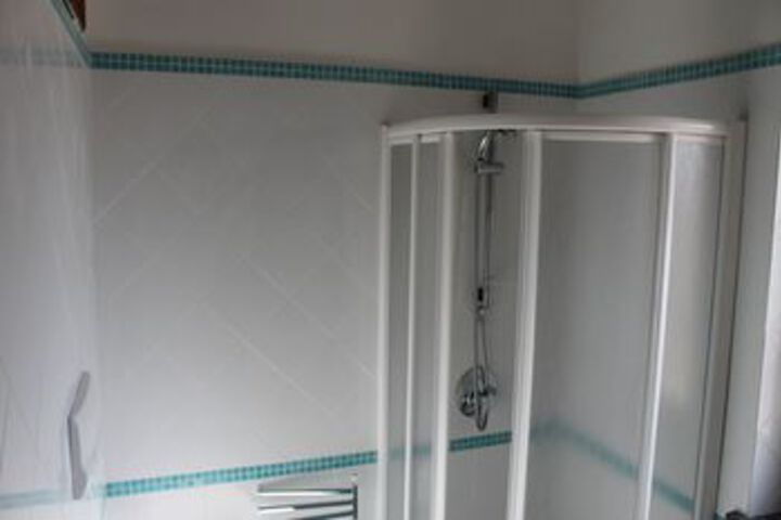 Room 32 of 256