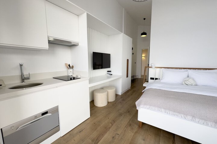 Room 6 of 70