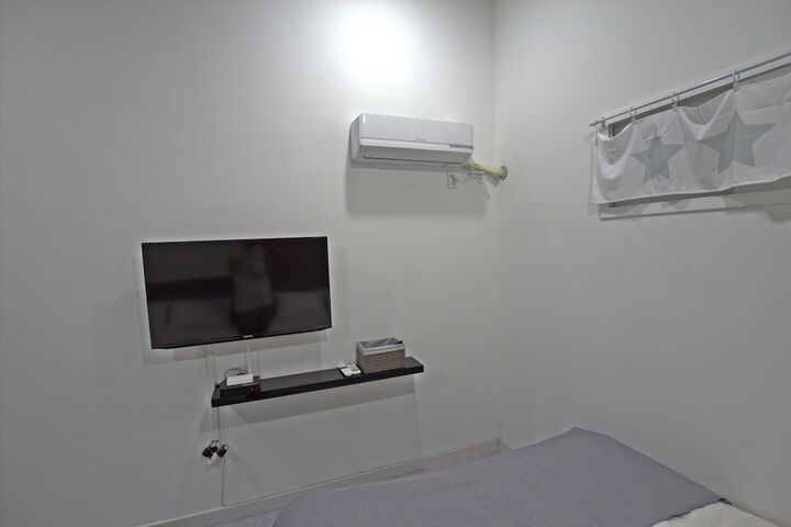 Room 13 of 55