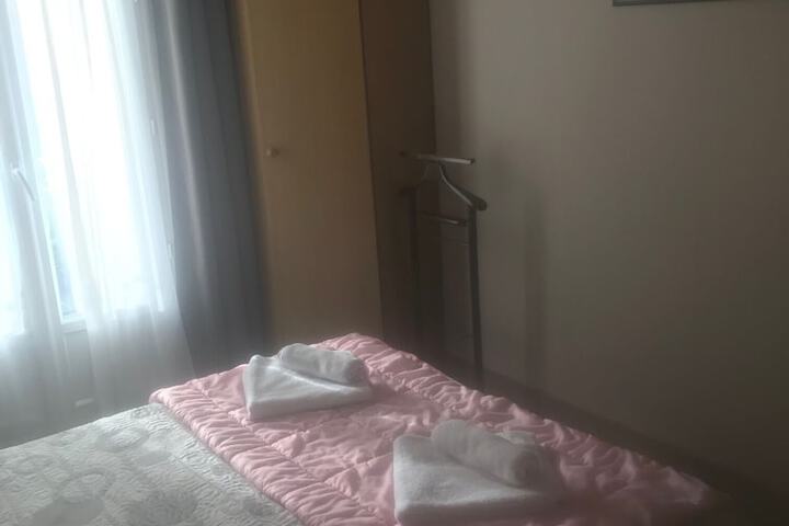 Room 13 of 48
