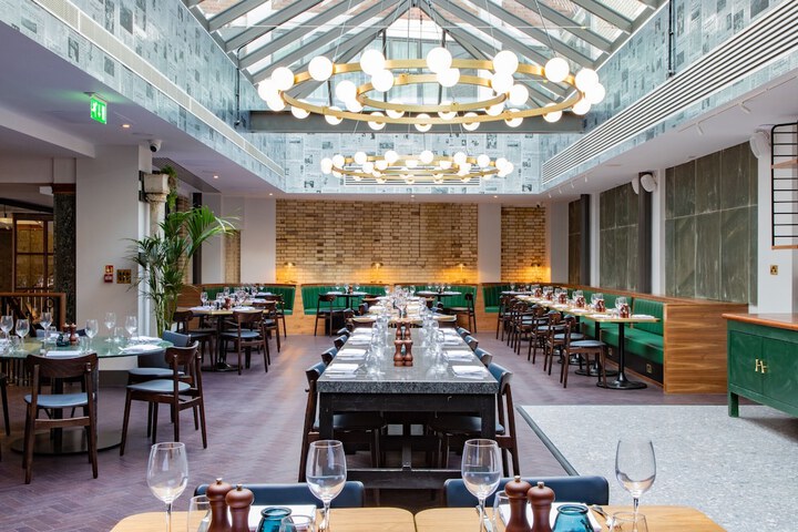 Dining 54 of 93