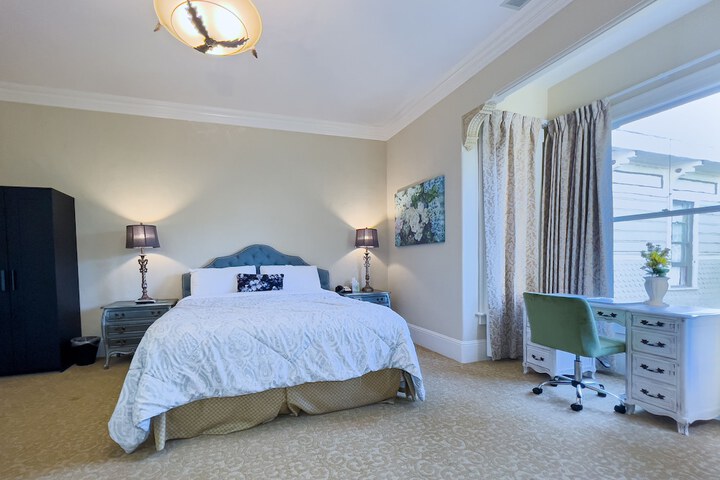 Room 20 of 95