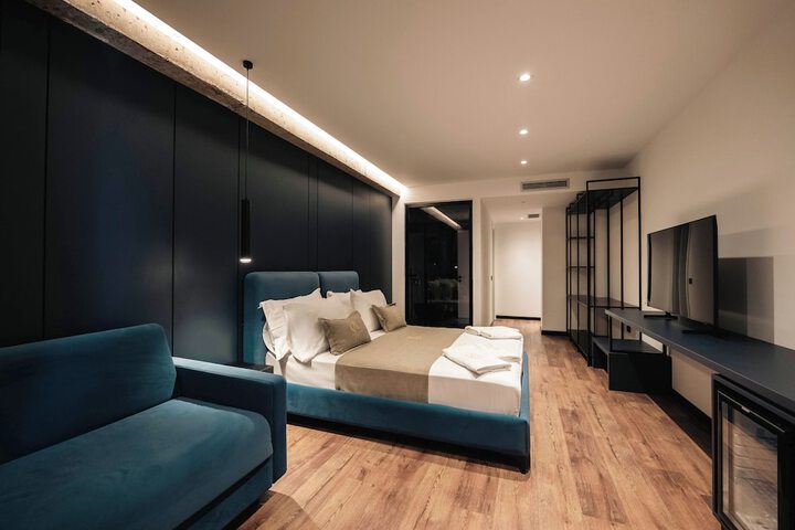 Room 17 of 124