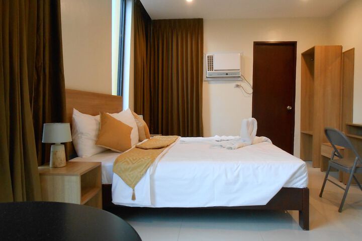 Room 5 of 34