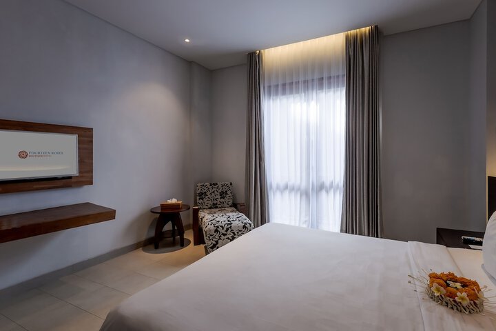 Room 10 of 206