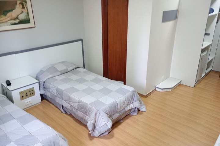 Room 13 of 61
