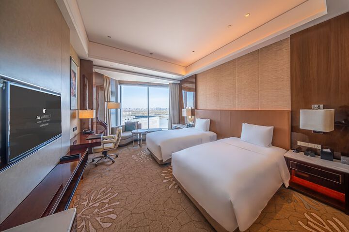 Room 21 of 49