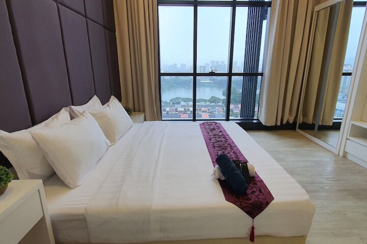Room 90 of 226