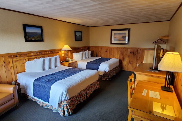 Room 12 of 145