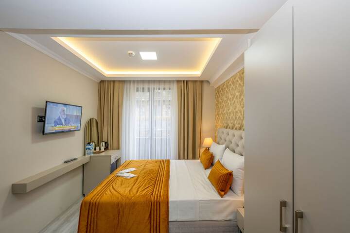Room 30 of 75