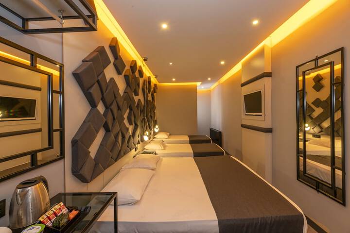 Room 26 of 49