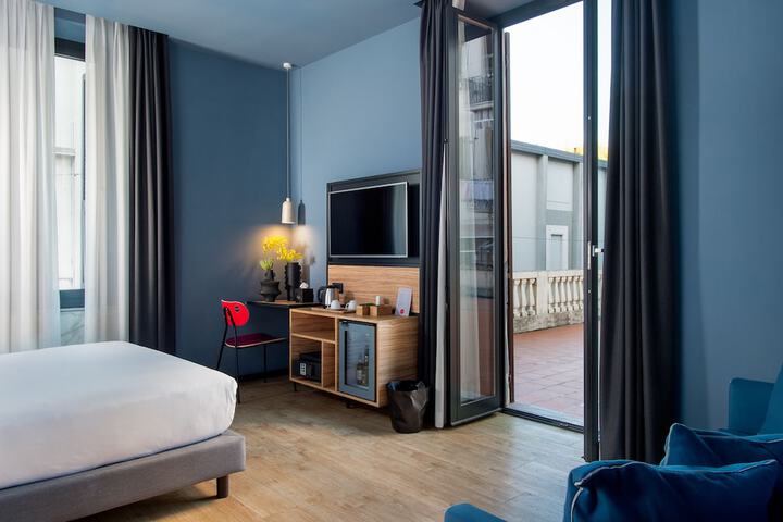 Room 14 of 38