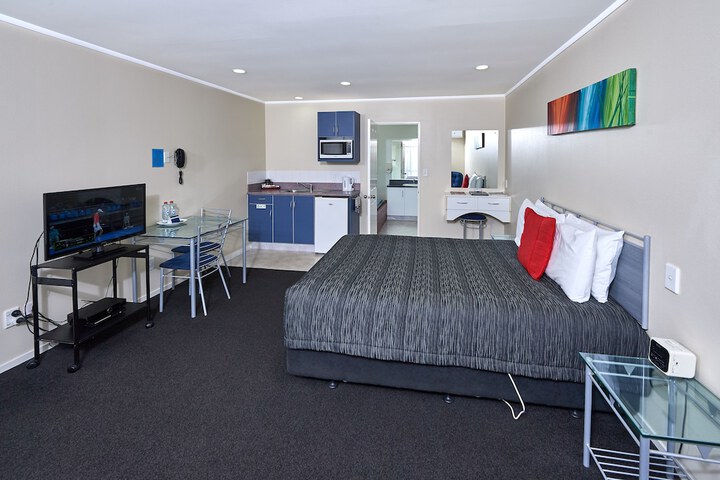Room 3 of 57