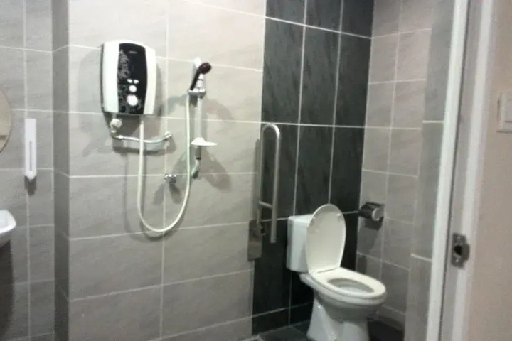 Photo 9