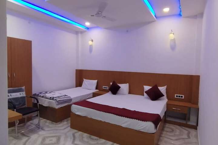Photo of Goroomgo Nirmala Palace Ayodhya
