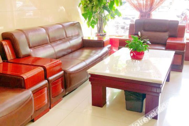 Jiuquan Nongken Hotel