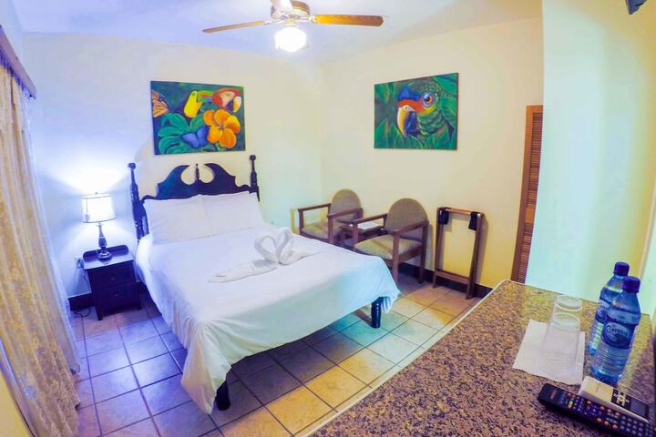 Room 14 of 258