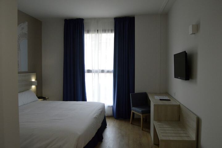 Room 12 of 53
