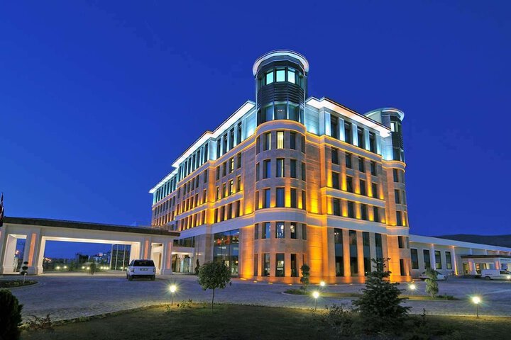 Hotel 124 of 127