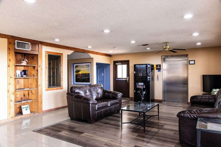 Hotel Interior 5 of 59