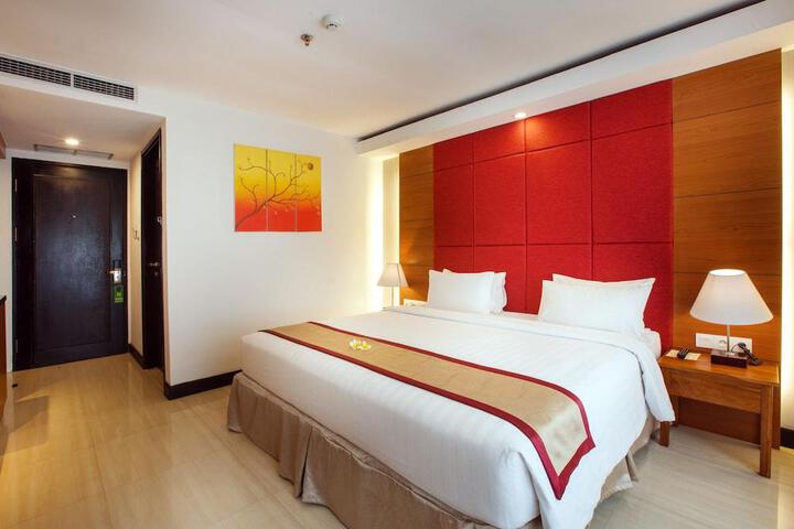 General 7 of 8