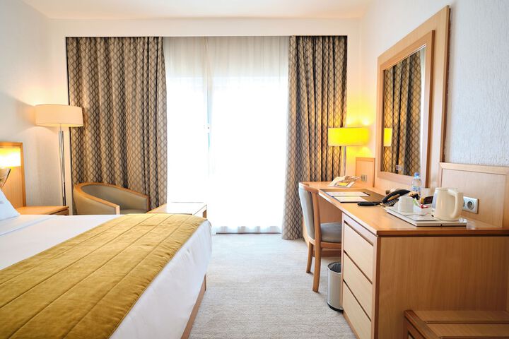 Room 25 of 91